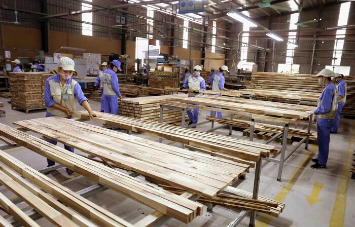 Doanh nghiệp ngành gỗ đối diện chi phí tăng cao
