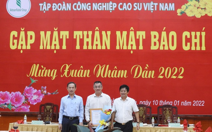 Báo NNVN đoạt giải A Giải Báo chí viết về ngành cao su lần 1 	