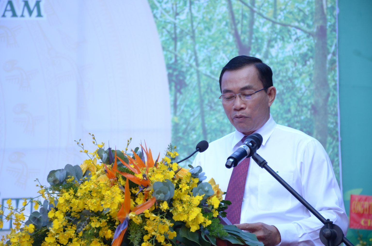 Tranh tài quyết liệt trong ngày hội lớn