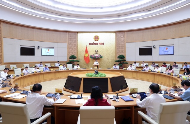 Chính phủ thông qua 9 chính sách quan trọng