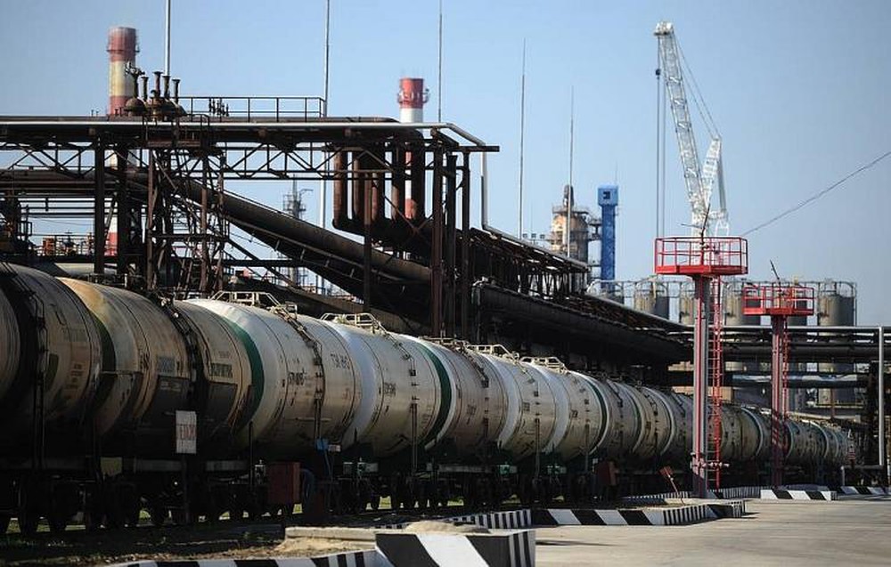 Giá xăng dầu hôm nay 15/4: Giá dầu tiếp đà tăng nhẹ