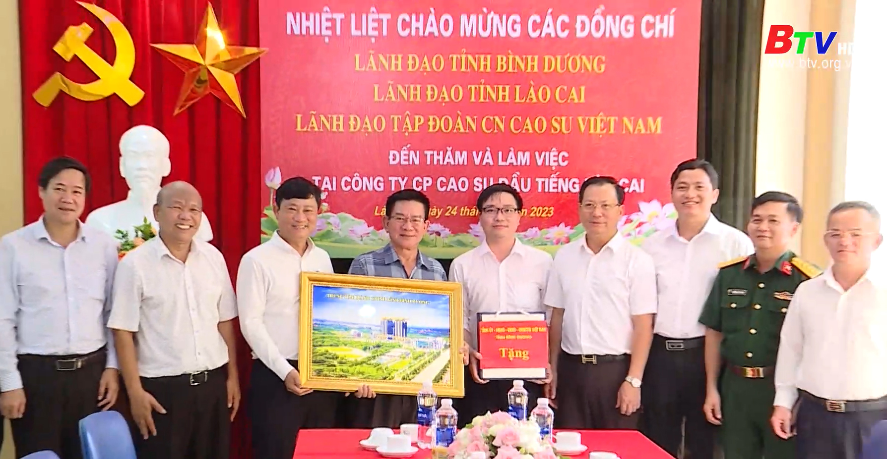 Lãnh đạo tỉnh Bình Dương thăm và làm việc tại Công ty Cổ phần Cao su Dầu Tiếng - Lào Cai