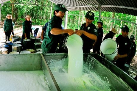 Cần quyết tâm và nỗ lực vượt lên chính mình