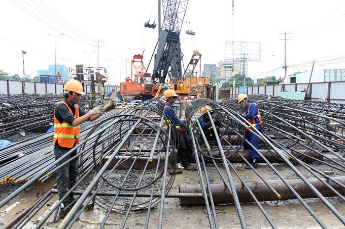 Chính phủ thúc đẩy đầu tư công hỗ trợ tăng trưởng kinh tế trong dịch bệnh