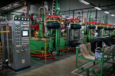 Đầu tư phát triển Tập đoàn kinh tế công nông nghiệp có quy mô lớn