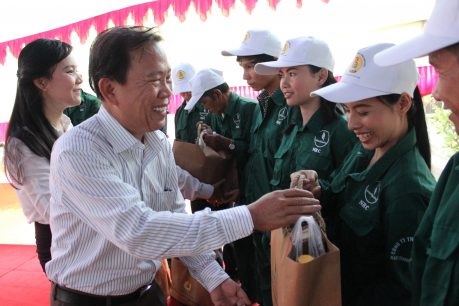 Tháng công nhân : Ấm lòng người lao động